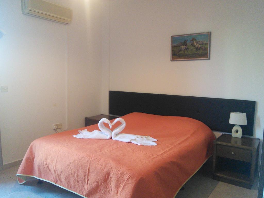 Aparthotel Zoe'S Court Klorakas Zewnętrze zdjęcie