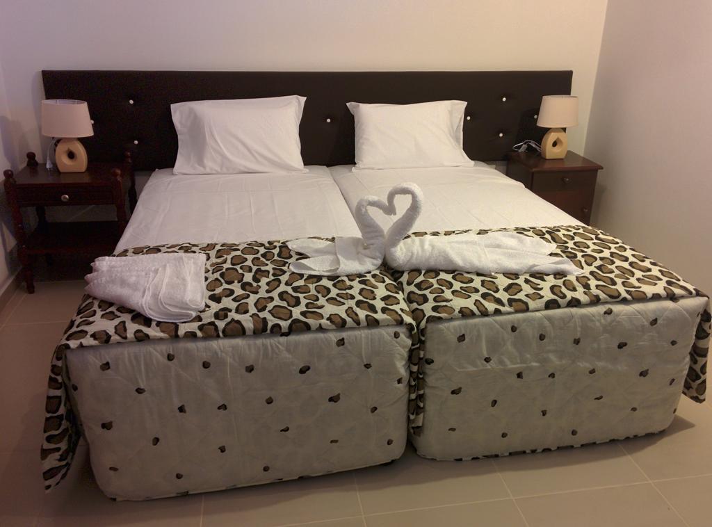 Aparthotel Zoe'S Court Klorakas Zewnętrze zdjęcie